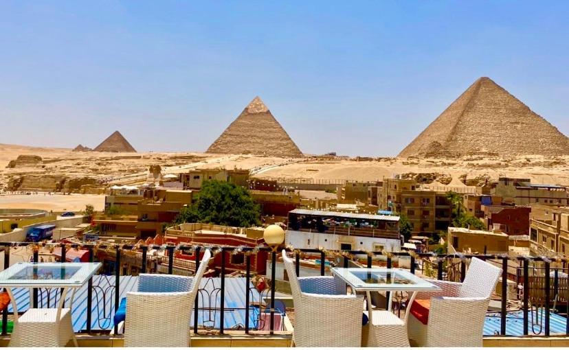 Perfect Pyramids View Bed & Breakfast